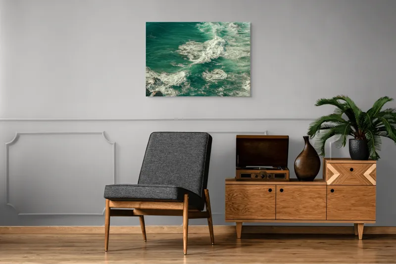 Tablou Canvas, "Valuri spumoase la mal de ocean", Valuri, Turcoaz, Spumă, Ocean, Mișcare, Natură, Energie, Frumusețe, Mare, Dinamică, 100 x 70 cm – poza 8