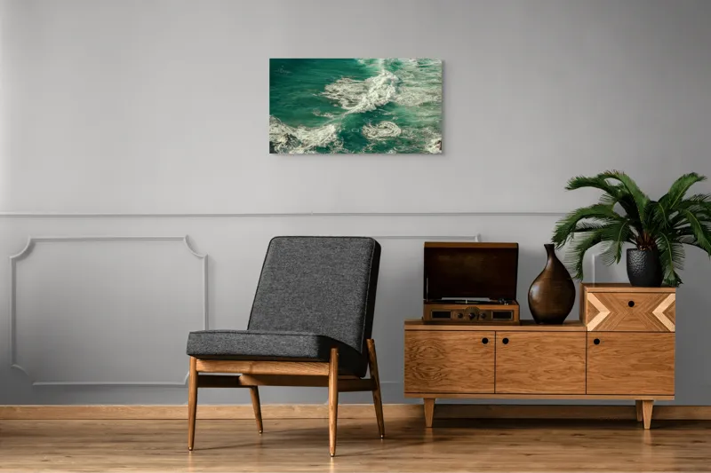 Tablou Canvas, "Valuri spumoase la mal de ocean", Valuri, Turcoaz, Spumă, Ocean, Mișcare, Natură, Energie, Frumusețe, Mare, Dinamică, 90 x 50 cm – poza 6