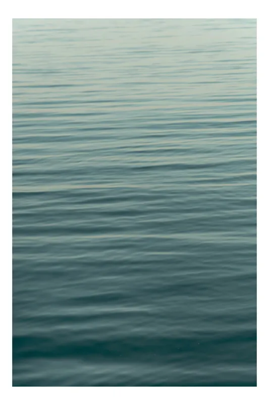 Tablou Canvas, "Valurile liniștite ale mării albastre", Calm, Serene, Vast, Rippled, Reflective, 50 x 70 cm