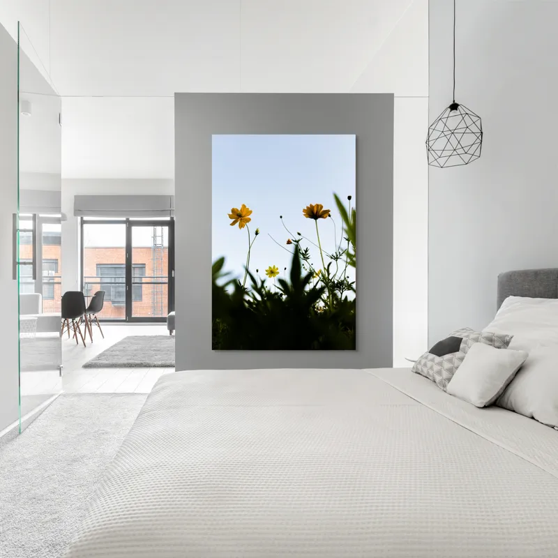 Tablou Canvas, "Flori spre cerul albastru", Flori, Cer, Galben, Verde, Frunze, Muguri, Tulpini, Petale, Natură, Simplitate, 100 x 150 cm – poza 5