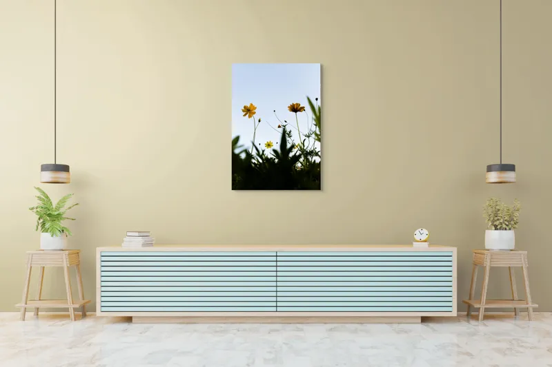 Tablou Canvas, "Flori spre cerul albastru", Flori, Cer, Galben, Verde, Frunze, Muguri, Tulpini, Petale, Natură, Simplitate, 70 x 100 cm – poza 5