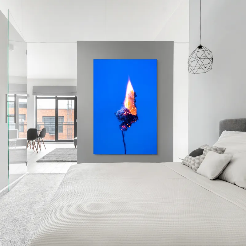 Tablou Canvas, "Flacără albastră în noapte profundă", Flacără, Albastru, Contrast, Căldură, Energie, Arzând, Subtilitate, Artă, 100 x 150 cm – poza 5