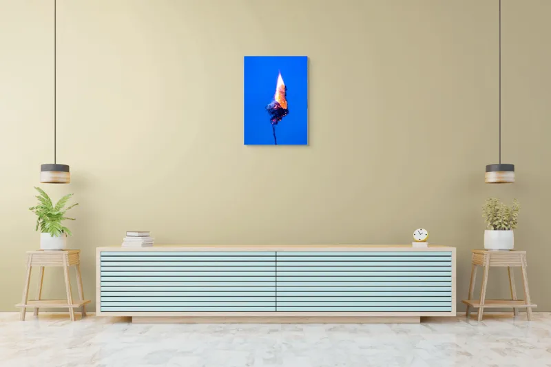 Tablou Canvas, "Flacără albastră în noapte profundă", Flacără, Albastru, Contrast, Căldură, Energie, Arzând, Subtilitate, Artă, 50 x 70 cm – poza 6