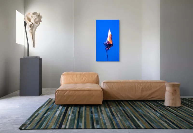 Tablou Canvas, "Flacără albastră în noapte profundă", Flacără, Albastru, Contrast, Căldură, Energie, Arzând, Subtilitate, Artă, 50 x 90 cm – poza 5