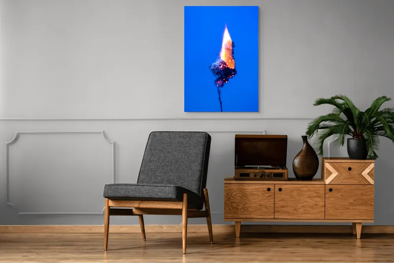 Tablou Canvas, "Flacără albastră în noapte profundă", Flacără, Albastru, Contrast, Căldură, Energie, Arzând, Subtilitate, Artă, 70 x 100 cm – poza 6