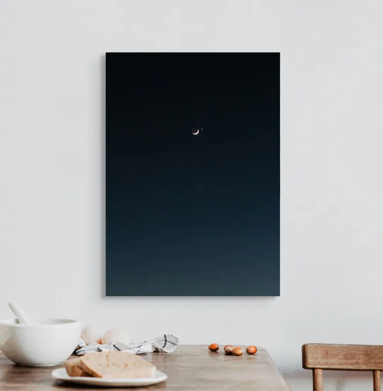 Tablou Canvas, "Luna și steaua solitară", Lună, Cer, Stea, Noapte, Liniște, 50 x 70 cm – poza 3