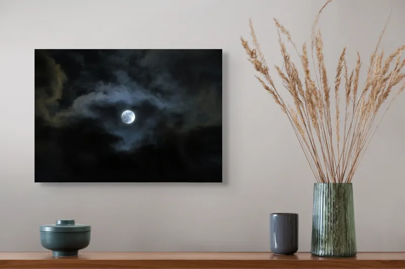 Tablou Canvas, "Luna printre nori întunecați", Lună, Nor, Întuneric, Mister, Noapte, Cer, Strălucire, Umbre, 54 x 39 cm – poza 4
