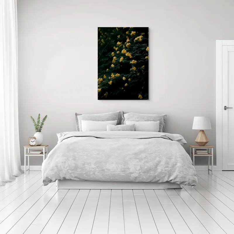 Tablou Canvas, "Strălucirea florilor în amurgul verii", Flori, Galbene, Abundente, Întuneric, Frunziș, Natură, Blând., 70 x 100 cm – poza 3