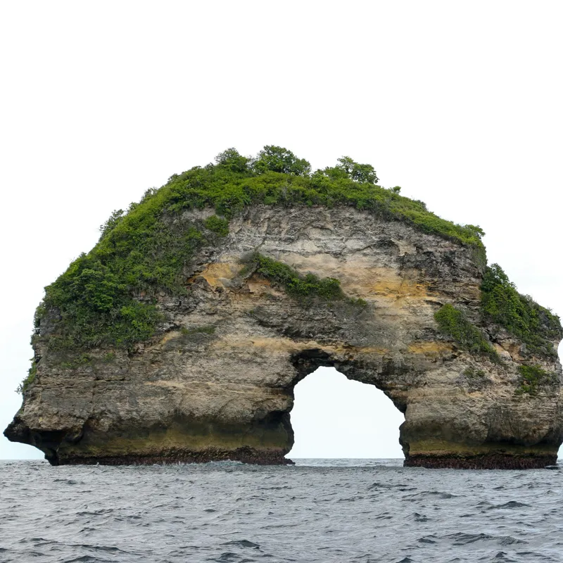 Tablou Canvas, "Arcul de Piatră al Mării Sudice", Stâncă, Arcadă, Ocean, Vegetație, Cer, Apă, Natură, Insulă., 100 x 100 cm – poza 2