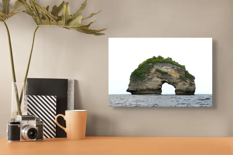 Tablou Canvas, "Arcul de Piatră al Mării Sudice", Stâncă, Arcadă, Ocean, Vegetație, Cer, Apă, Natură, Insulă., 39 x 26 cm – poza 3