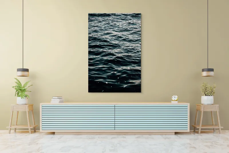 Tablou Canvas, "Valuri întunecate într-o zi calmă", Valuri, Ocean, Apă, Reflexii, Întuneric, Suprafață, Spumă, 100 x 150 cm – poza 4