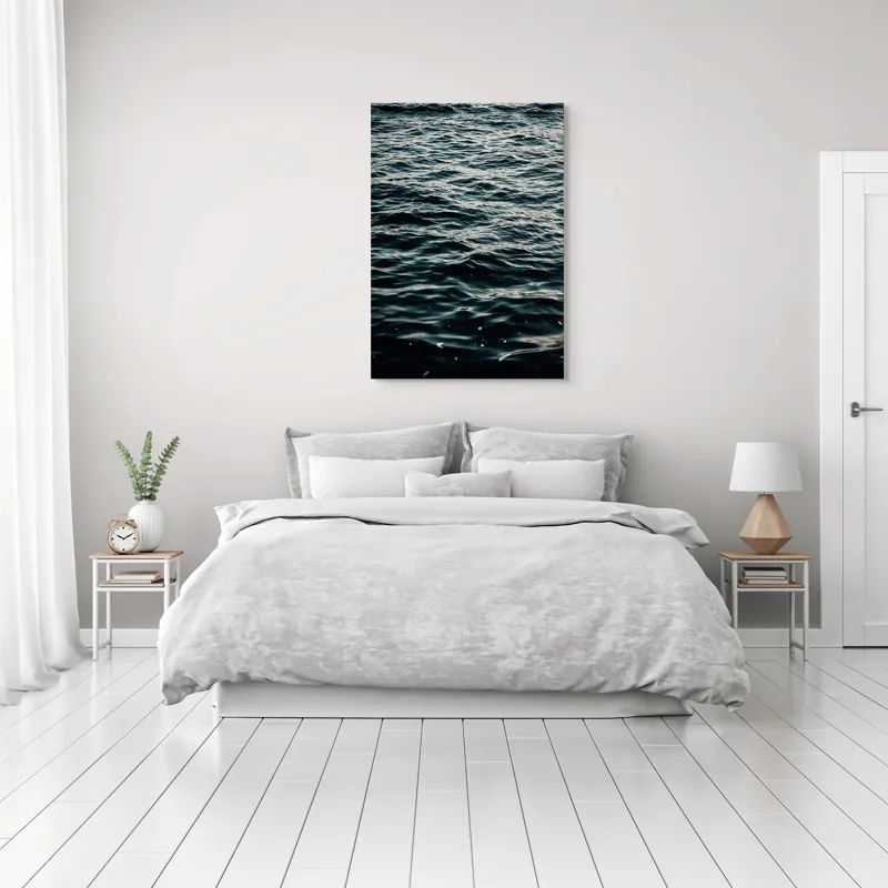Tablou Canvas, "Valuri întunecate într-o zi calmă", Valuri, Ocean, Apă, Reflexii, Întuneric, Suprafață, Spumă, 70 x 100 cm – poza 3