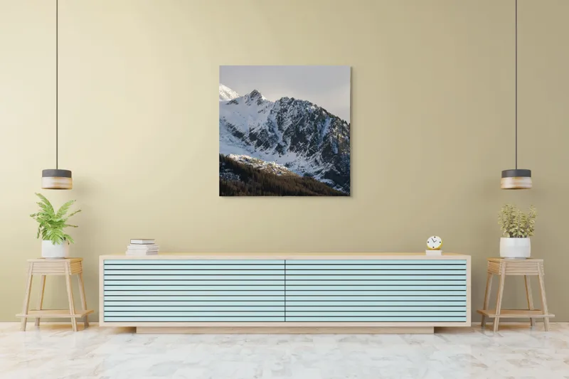 Tablou Canvas, "Liniștea înălțimilor încărcate de zăpadă", Munți, Zăpadă, Păduri, Cer, Stânci, 100 x 100 cm – poza 5