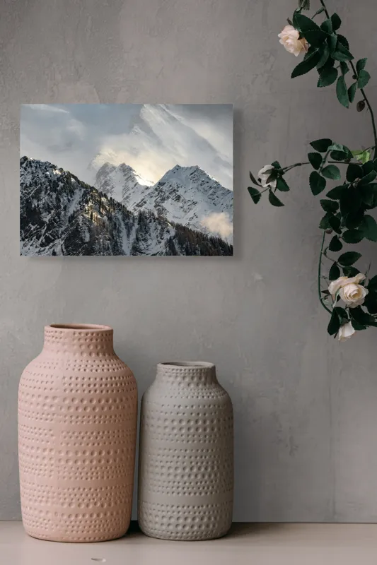 Tablou Canvas, "Vârfuri montane sub mantia norilor", Majestuos, Montan, Înghețat, Impunător, Liniștit, Vârfuri, Alpin, Pitoresc, Strălucitor, Rece, 54 x 39 cm – poza 8