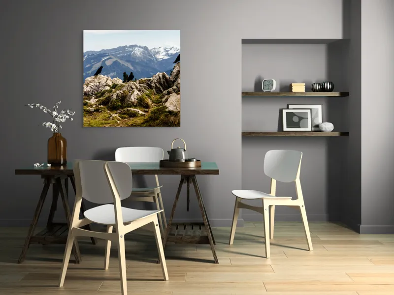 Tablou Canvas, "Ciori pe culme de munte înzăpezită", Pietre, Corbi, Munți, Zăpadă, Cer, Peisaj, Natură, Vârfuri, Vegetație, Rocă, 100 x 100 cm – poza 6