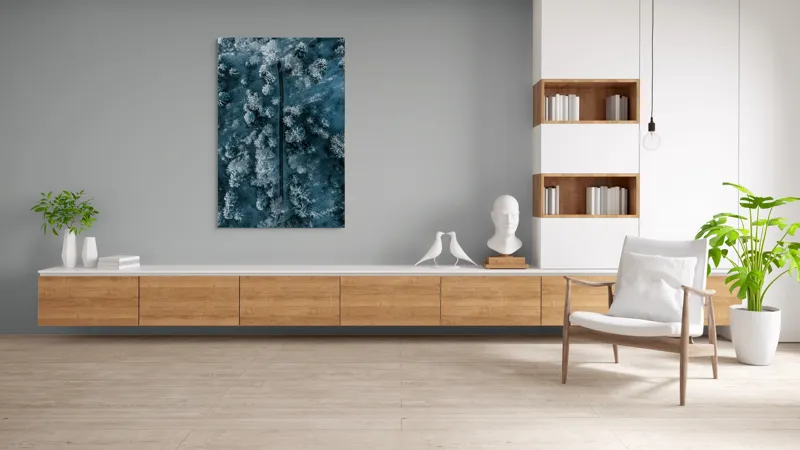 Tablou Canvas, "Cărare prin pădurea de iarnă", Cale, Înghețată, Arbori, Zăpadă, Rece, Natură, Pădure, Iarnă, Frig, Peisaj, Linia, Întunecat, Albastru, Contrast, Vedere., 100 x 150 cm – poza 8