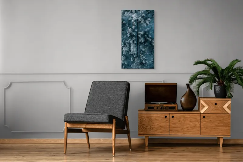 Tablou Canvas, "Cărare prin pădurea de iarnă", Cale, Înghețată, Arbori, Zăpadă, Rece, Natură, Pădure, Iarnă, Frig, Peisaj, Linia, Întunecat, Albastru, Contrast, Vedere., 50 x 90 cm – poza 8