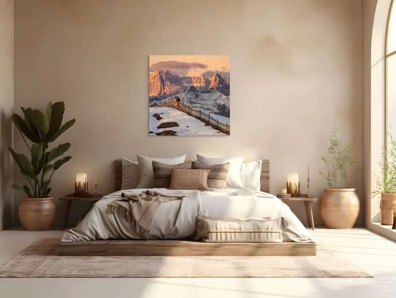 Tablou Canvas, "Admirând apusul în munți îndepărtați", Munte, Apus, Zăpadă, Gard, Cuplu, Cer, Nor, Roci, Peisaj, Natură, 100 x 100 cm – poza 4
