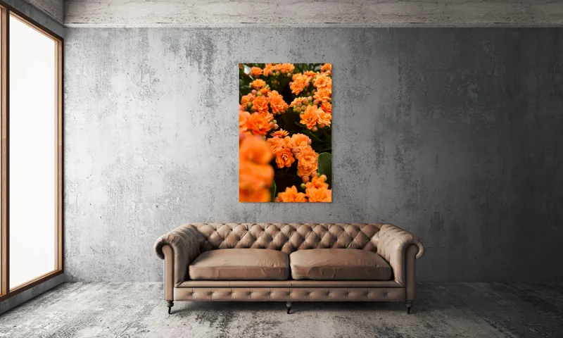 Tablou Canvas, "Floare portocalie în grădină de vis", Flori, Portocalii, Petale, Boboci, Frunze, Vibrante, Delicate, Verzi, Strălucitoare, 100 x 150 cm – poza 6