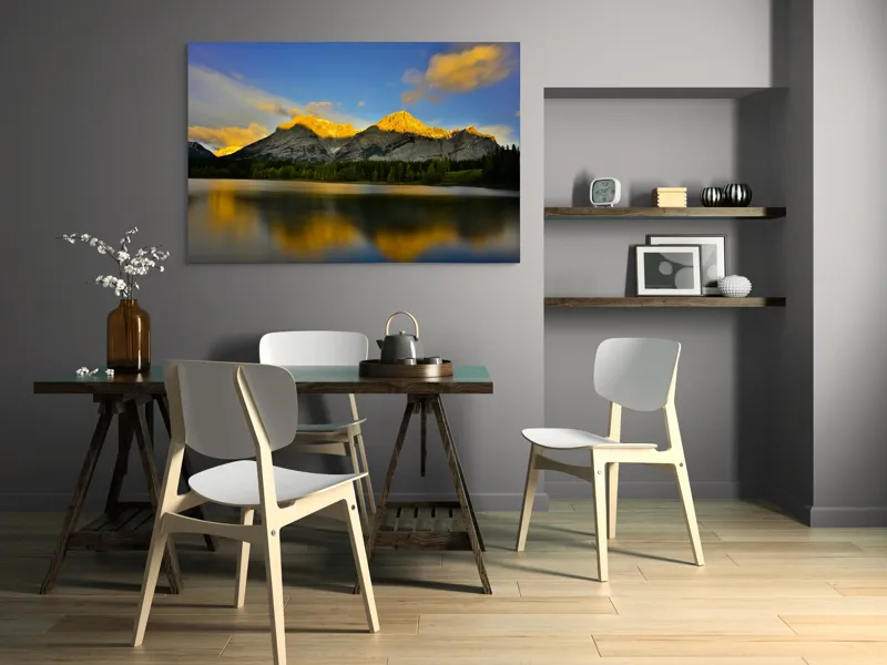 Tablou Canvas, "Lumina aurie pe munți în amurg", Apus, Munte, Reflecție, Lumină, Nor, Apă, Pădure, Cer, Peisaj, Natural., 150 x 100 cm – poza 5