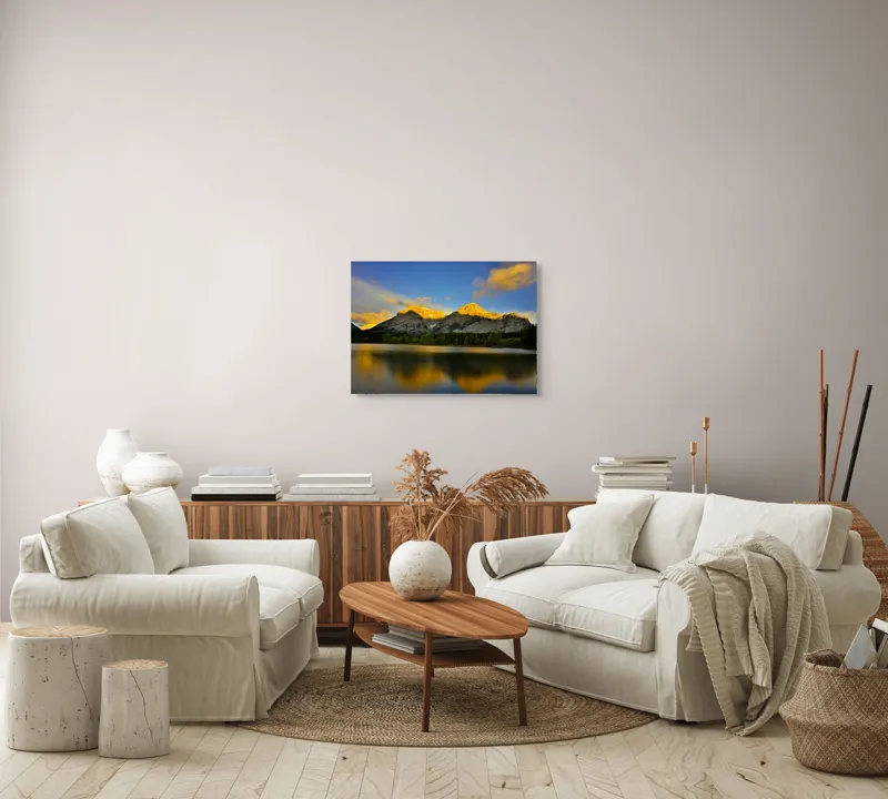 Tablou Canvas, "Lumina aurie pe munți în amurg", Apus, Munte, Reflecție, Lumină, Nor, Apă, Pădure, Cer, Peisaj, Natural., 70 x 50 cm – poza 6