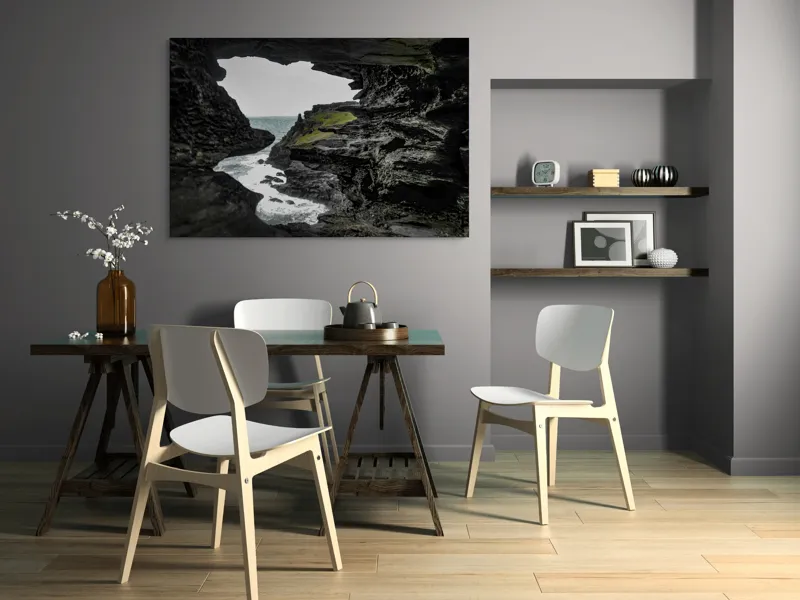 Tablou Canvas, "Peisaj stâncos cu deschidere spre mare", Piatră, Mare, Valuri, Vegetație, Cer, Stânci, Grotă, Peisaj, Contrast, Natură, 150 x 100 cm – poza 5