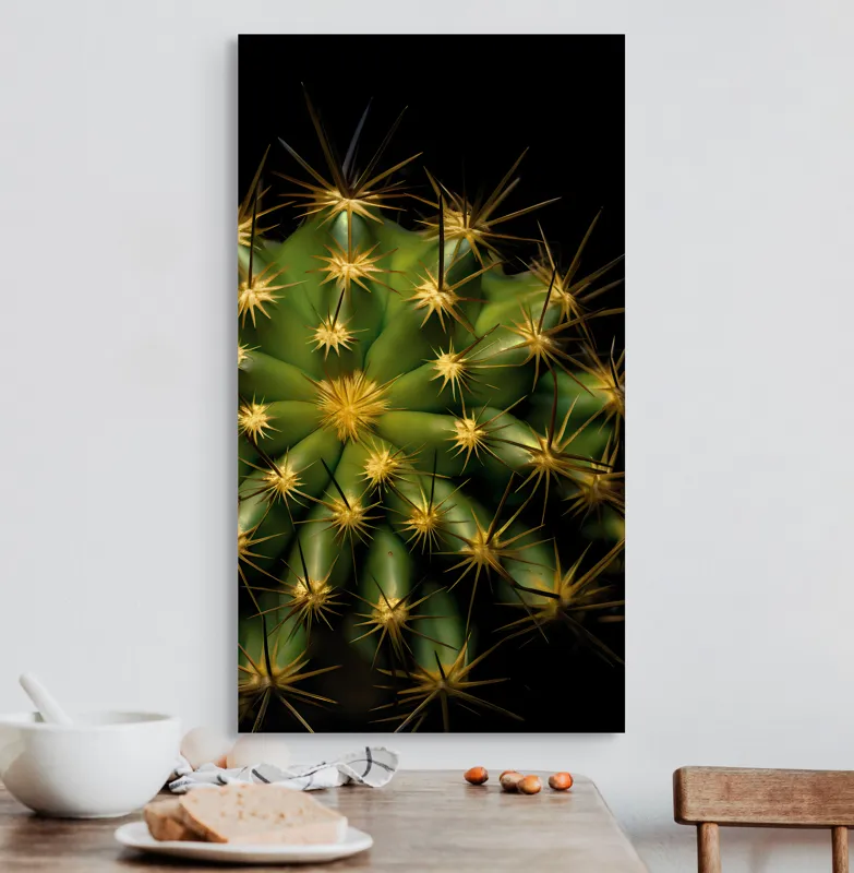 Tablou Canvas, "Cactușul înflorit sub stele aurii", Cactus, Verde, Spini, Lumini, Contrast, Întunecat, Forme, Simetrie, Natură, Detaliu, 50 x 90 cm – poza 3