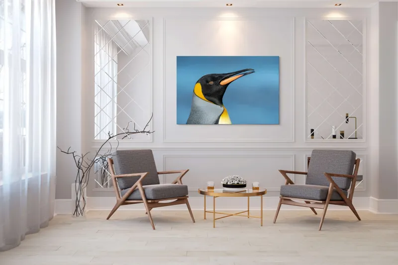 Tablou Canvas, "Pinguin regal în profil elegant", Pinguin, Portocaliu, Negru, Gri, Galben, Ocean, Contrast, Eleganță, Serenitate, 150 x 100 cm – poza 7