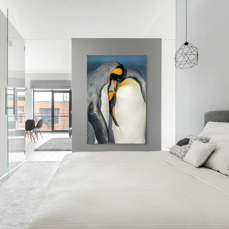 Tablou Canvas, "Îmbrățișarea pinguinilor împărătești", Penguins, Tenderness, Connection, Intimacy, Nature, Affection, 100 x 150 cm – poza 5