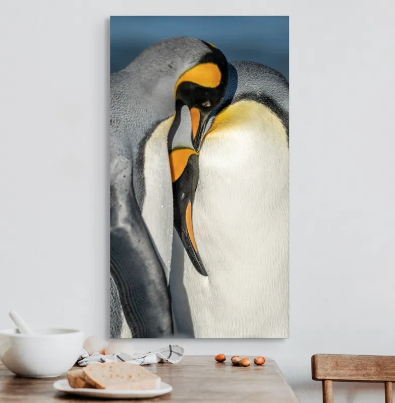 Tablou Canvas, "Îmbrățișarea pinguinilor împărătești", Penguins, Tenderness, Connection, Intimacy, Nature, Affection, 50 x 90 cm – poza 3