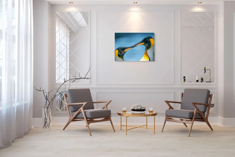 Tablou Canvas, "Întâlnirea sufletelor sub cerul arctic", Pinguini, Afecțiune, Colorat, Apropiere, Ocean, Eleganță, Grație, Natură, Serenitate, Armonie., 100 x 70 cm – poza 5