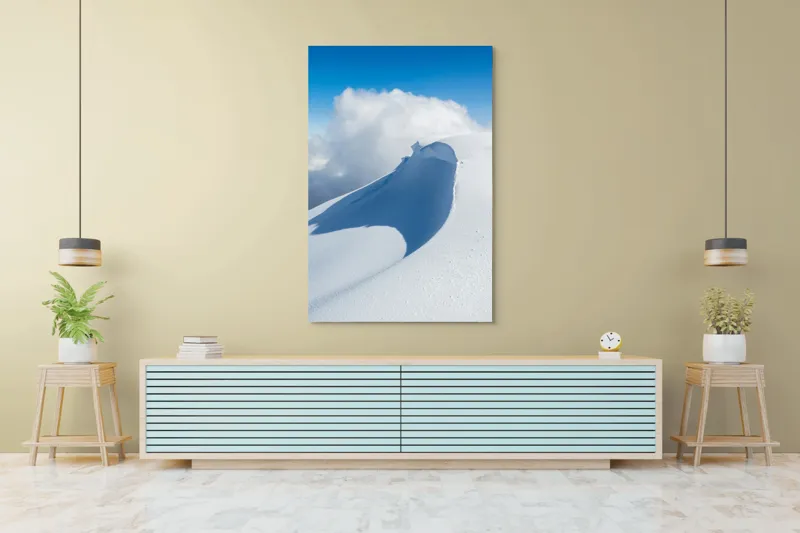 Tablou Canvas, "Dansul liniștit al zăpezii alpine", Alb, Zăpadă, Cer, Nor, Umbre, Senin, Natură, 100 x 150 cm – poza 4