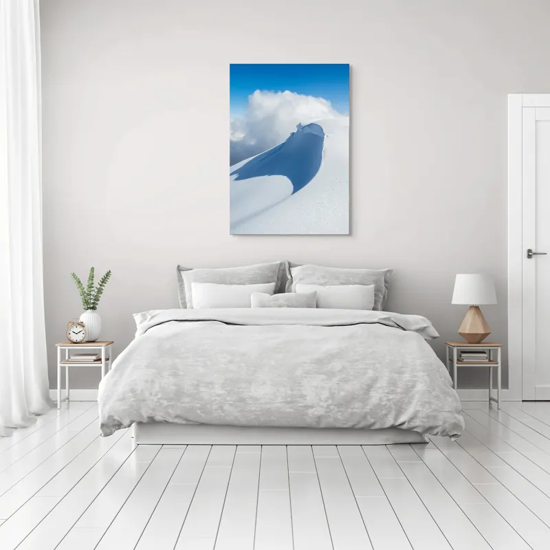 Tablou Canvas, "Dansul liniștit al zăpezii alpine", Alb, Zăpadă, Cer, Nor, Umbre, Senin, Natură, 70 x 100 cm – poza 3
