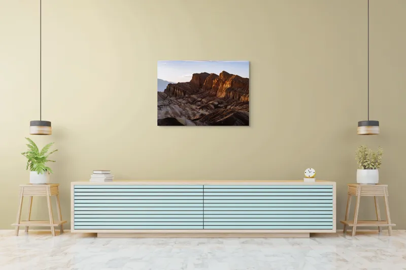 Tablou Canvas, "Răsărit peste stâncile deșertului", Vârfuri, Munți, Stânci, Apus, Erosion, Lumină, Uscăciune, Natură, Grandios, Peisaj., 100 x 70 cm – poza 4