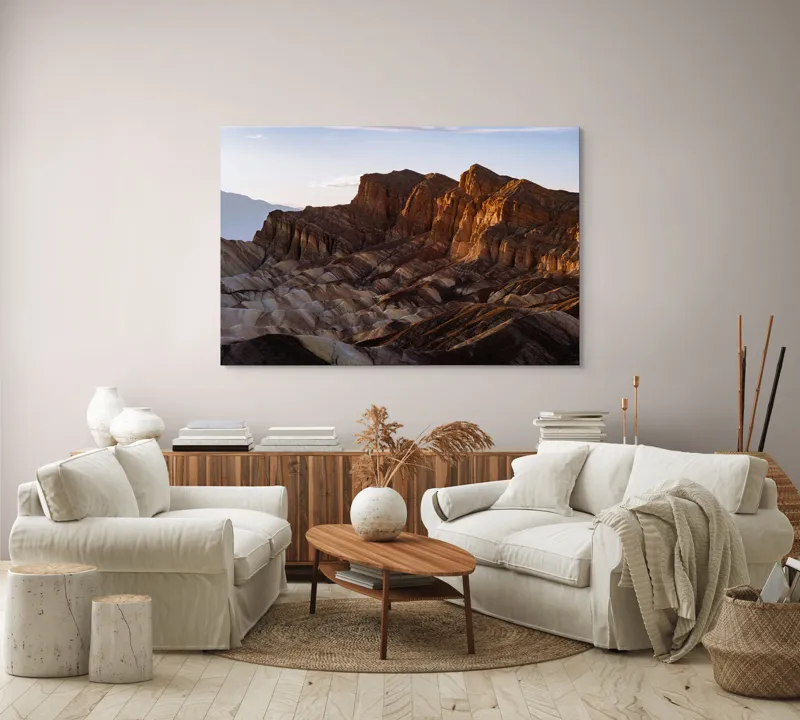 Tablou Canvas, "Răsărit peste stâncile deșertului", Vârfuri, Munți, Stânci, Apus, Erosion, Lumină, Uscăciune, Natură, Grandios, Peisaj., 150 x 100 cm – poza 3