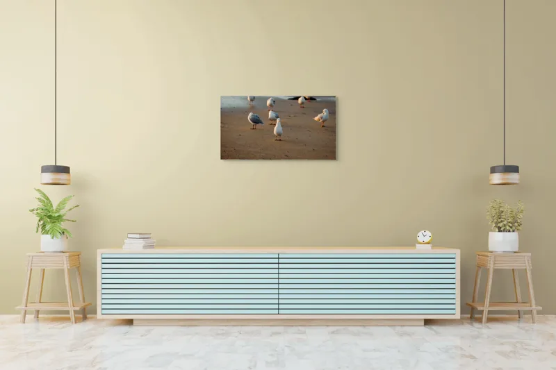Tablou Canvas, "Pescăruși la apus pe plajă", Păsări, Plajă, Apus, Nisip, Marea, Aripi, Liniște, Umbre, Guguștiuci, Valuri, 90 x 50 cm – poza 5