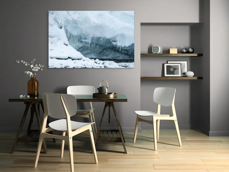 Tablou Canvas, "Peștera înghețată din tărâmul nordic", Gheață, Zăpadă, Stânci, Turturi, Frig, Albastru, Norii, Natura, Timp, Iarnă, 150 x 100 cm – poza 5