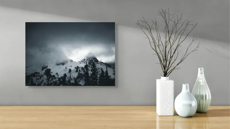 Tablou Canvas, "Vârfuri ascunse sub nori întunecați", Nor, Munte, Zăpadă, Ceață, Întuneric, 54 x 39 cm – poza 3