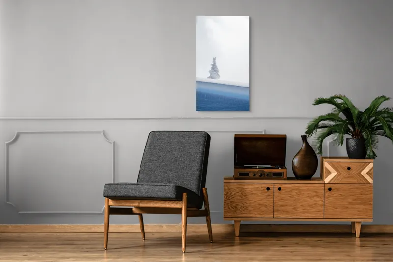 Tablou Canvas, "Singuraticul brad acoperit de nea", Alb, Singuratic, Înghețat, Cer, Tăcut, Contrastant, Peisaj., 50 x 90 cm – poza 8