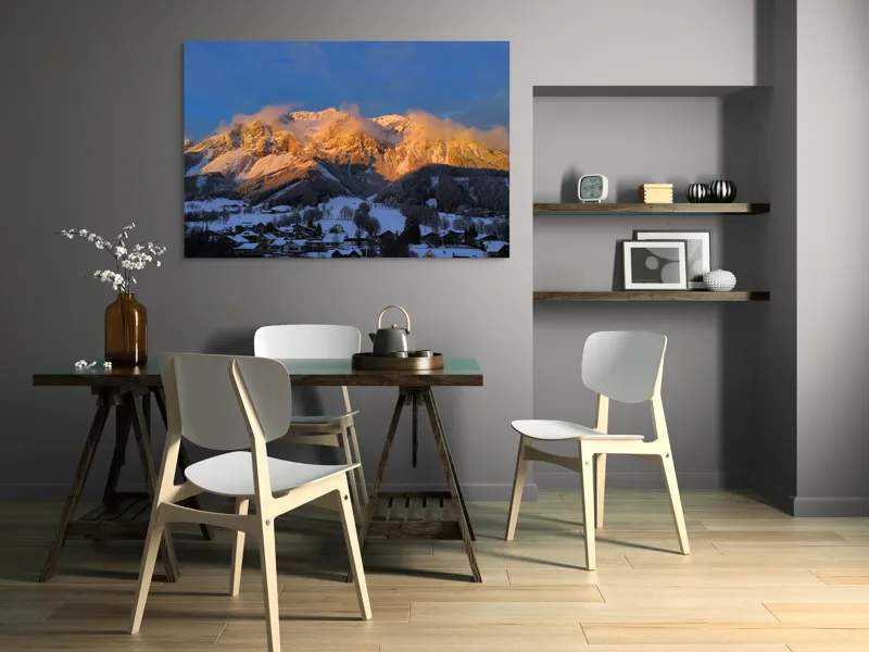 Tablou Canvas, "Munți aurii la apus de soare", Munte, Zăpadă, Apus, Nori, Case, Pădure, Peisaj., 150 x 100 cm – poza 5