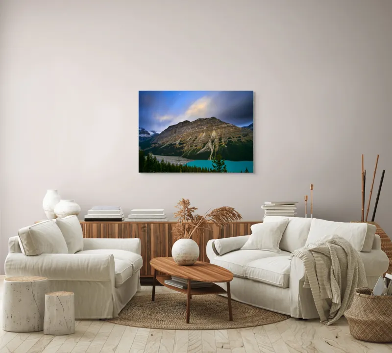 Tablou Canvas, "Priveliște spectaculoasă la apus montan", Munți, Cer, Nori, Lac, Păduri, Apus, Peisaj, Frumusețe, 100 x 70 cm – poza 3