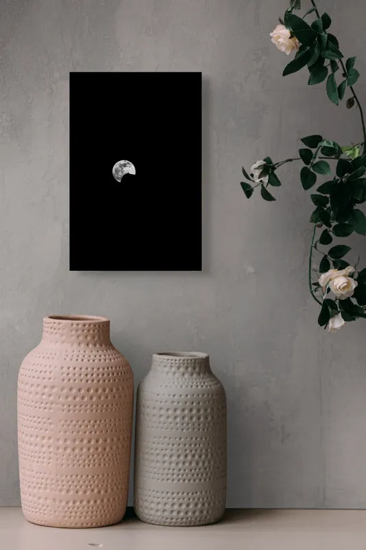 Tablou Canvas, "Umbra pisicii pe lună plină", Mister, Reflecție, Solitudine, Noapte, Lună, Siluetă, Cer, Lumină, Umbre, Peisaj, 26 x 39 cm – poza 6