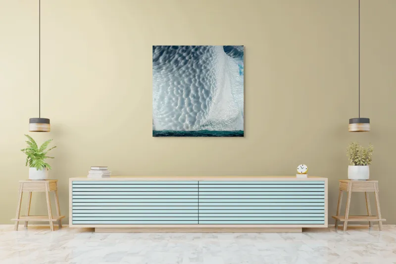 Tablou Canvas, "Frumusețea sculptată a gheții albastre", Gheață, Textură, Albastru, Ocean, Natură, Rece, Sculptură, Alb, Strălucire, 100 x 100 cm – poza 5