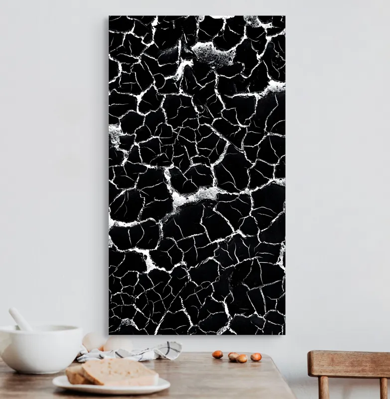 Tablou Canvas, "Căutând apa în deșertul întunecat", Crăpături, Textură, Abstracție, Contraste, Monocrom, Impresionant, Fragilitate, Descompunere, Estetic, Natură, Geometric., 50 x 90 cm – poza 3