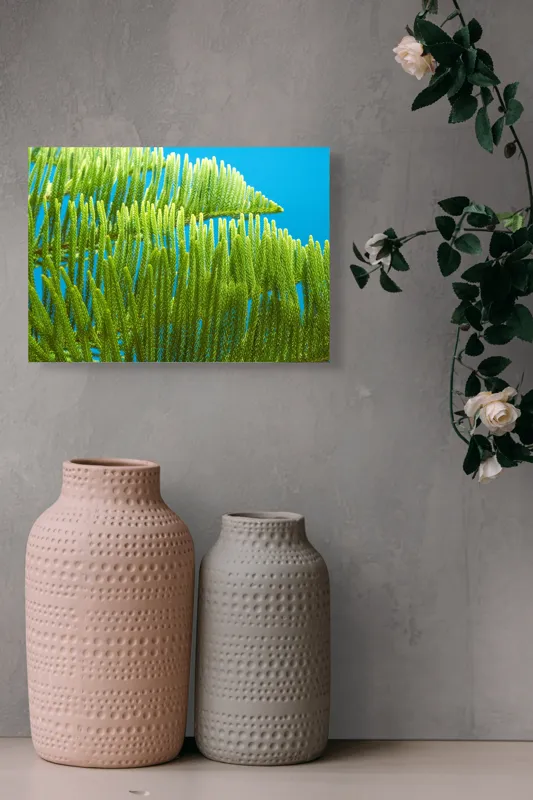 Tablou Canvas, "Dansul frunzelor sub cer senin", Frunze, Verde, Albastru, Contrast, Natură, Textură, Cer, Plante, Lumină, Ușurință, 54 x 39 cm – poza 8