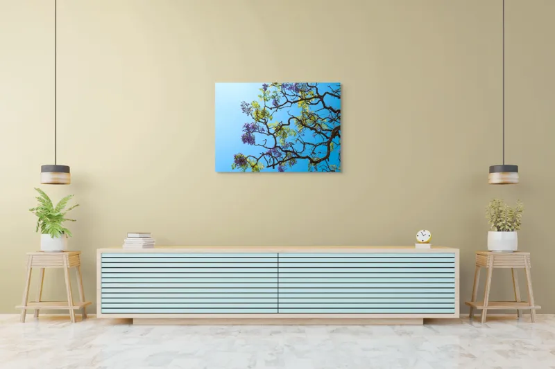 Tablou Canvas, "Flori de primăvară sub cer senin", Flori, Ramuri, Cer, Albastru, Frunze, Verde, Luminos, Primăvară, 100 x 70 cm – poza 4