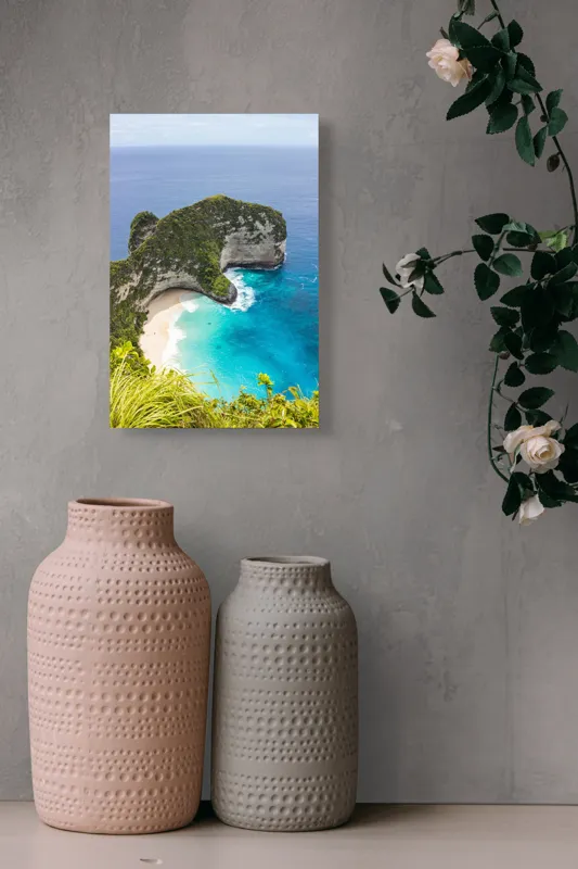 Tablou Canvas, "Plaja ascunsă din paradisul tropical", Ocean, Plajă, Stânci, Vegetație, Cer, Azur, Valuri, Timp Liber, Relaxare, Peisaj., 26 x 39 cm – poza 6