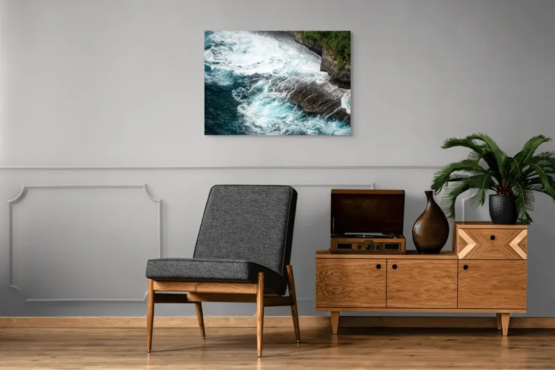 Tablou Canvas, "Vântul mării și stâncile rebele", Spumă, Valuri, Stânci, Ocean, Vegetație, Albastru, Natură, Coastă., 100 x 70 cm – poza 8