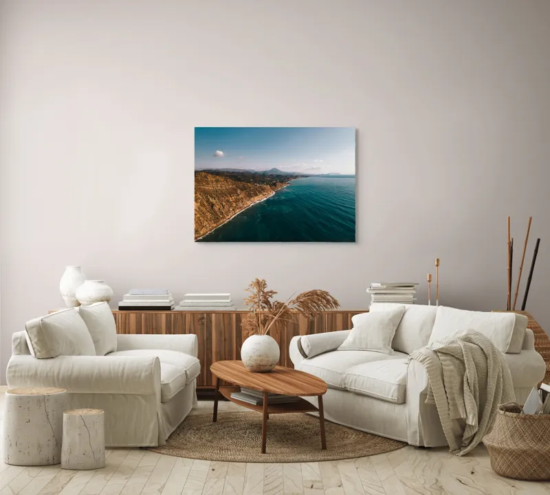 Tablou Canvas, "Marea îmbrățișând țărmul stâncos", Pământ, Mare, Cer, Nori, Coastă, Valuri, Peisaj, Liniște, Natură, Lumină, Orizont, Coline, Albastru, Contrast, Frumusețe, 100 x 70 cm – poza 3