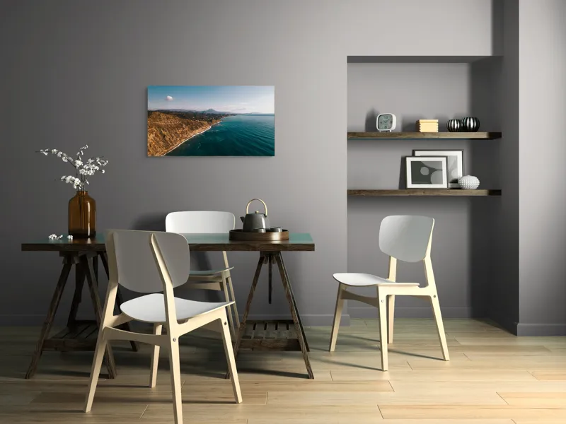 Tablou Canvas, "Marea îmbrățișând țărmul stâncos", Pământ, Mare, Cer, Nori, Coastă, Valuri, Peisaj, Liniște, Natură, Lumină, Orizont, Coline, Albastru, Contrast, Frumusețe, 90 x 50 cm – poza 3
